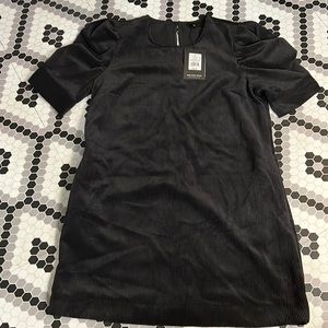 NWT - Corduroy dress with puff sleeves and pockets